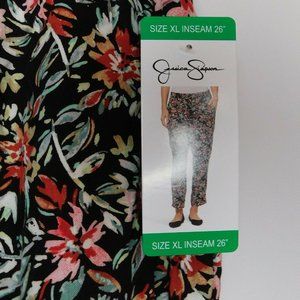 Jessica Simpson Women's Elastic Waist Cropped Pant